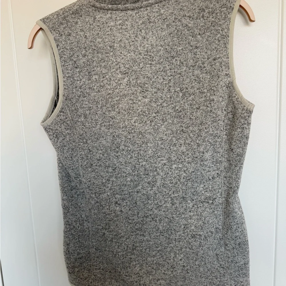 Eddie Bauer Gray Patterned Women’s Vest, Size M - Picture 3 of 3